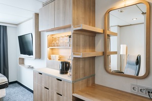 Polar Outside | Outside cabin - Lower/middle decks
